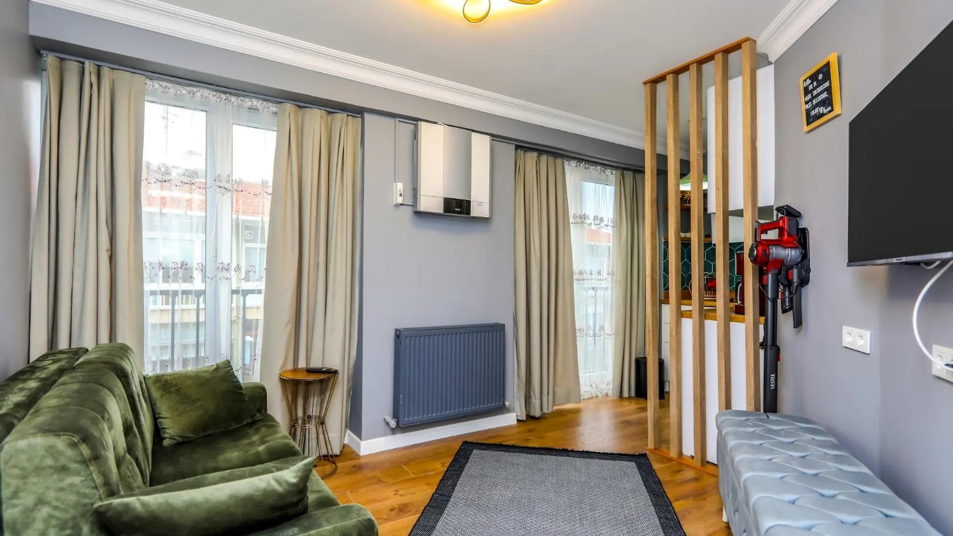 Lovely Flat 500 M To Uskudar Ferry Station Istanbul Turkey