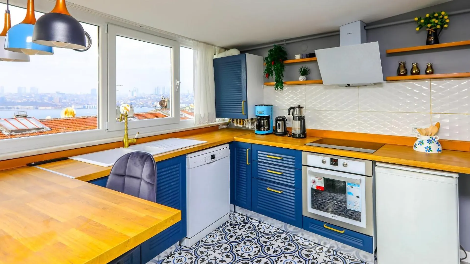Lovely Flat 500 M To Uskudar Ferry Station Istanbul