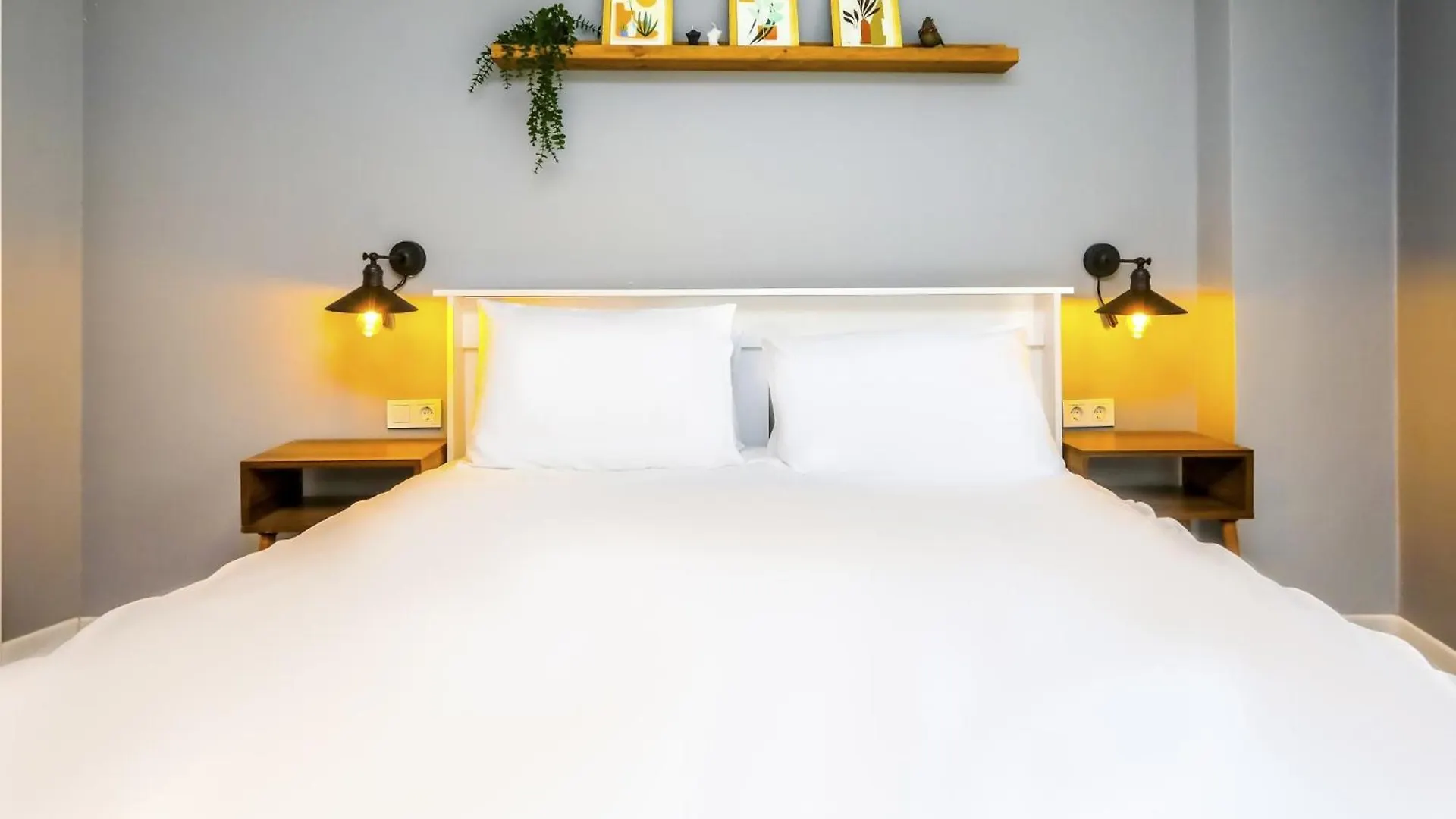 Lovely Flat 500 M To Uskudar Ferry Station Istanbul Apartment